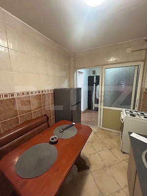 Apartament 3 camere de închiriat, zonă liniștită – grădiniță, Lidl, MC și Supeco - imagine 6