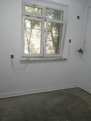 Vand ap. central, str. N. Iorga (BM) - imagine 2