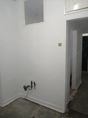 Vand ap. central, str. N. Iorga (BM) - imagine 3