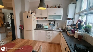 Apartament 3 camere ultracentral Oradea 75mp, curte, parcare si boxa - imagine 2