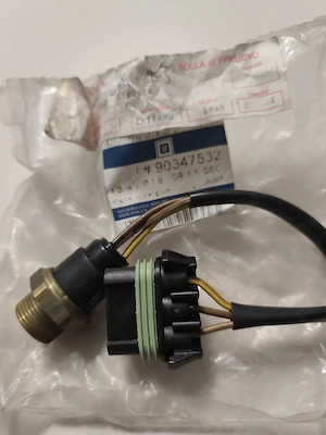 Interuptor Temperatura Radiador Opel Kadett E 1.5 90347532 termo contact 
