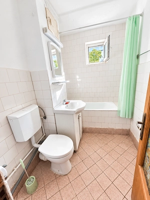 Apartament 3 camere Obor, 2 balcoane , sup 70 mp - imagine 6