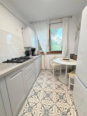 APARTAMENT CU 3 CAMERE DE ÎNCHIRIAT | ETAJ 3 | ȚIGLINA 1 - imagine 7
