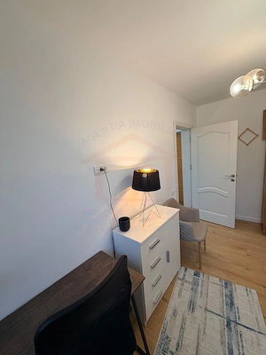 APARTAMENT CU 3 CAMERE DE ÎNCHIRIAT | ETAJ 3 | ȚIGLINA 1 - imagine 4