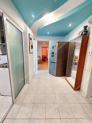 Apartament cu 3 camere Micro 19, etaj 1, mobilat! - imagine 7