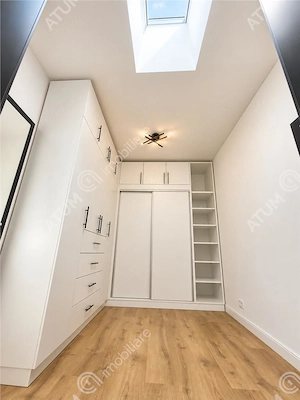 De inchiriat casa ultramoderna cu 4 camere 3 bai si dressing in Sibiu - imagine 20