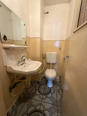 Apartament 3 camere decomandat două balcoane   Bulevardul București- Ploiești - imagine 9