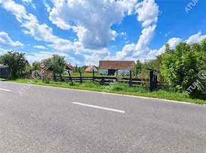 Casa cu 4 camere si 1650 mp teren la doar 30 km distanta de Sibiu - imagine 12