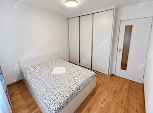 Apartament renovat cu 3 camere 2 bai si pivnita in Sibiu - imagine 11