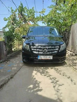 Mercedes Vito înmatriculat Ro  9 locuri 