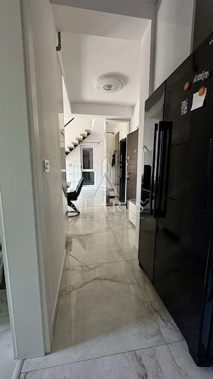 Apartament 3 camere, scara interioara, zona Future Residence - imagine 3