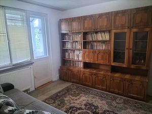 Inchiriez apartament 3 camere