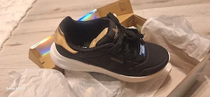 Adidași Skechers 39, noi cu etichetă 