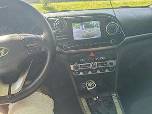 Hyundai Elantra  - imagine 6