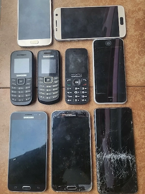 Telefoane de vanzare