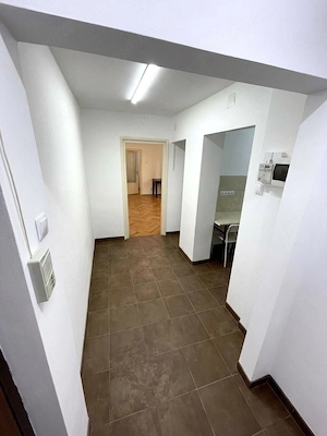 Apartament 2 camere + Logie + Boxă | Str.C-tin Brâncuși 202, Cluj-Napoca | Renovat 2021 | Etaj 2