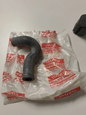 Furtun din cauciuc retur ulei pompă vacuum (către blocul motor, baia de ulei Opel Corsa Tigra Kadett - imagine 2