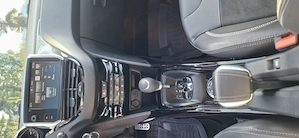Peugeot 2008 1.2 PureTech Turbo EAT6 S&S Allure - imagine 10