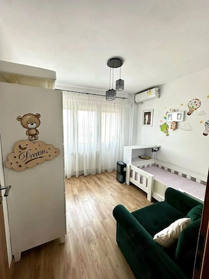 Zona Circumvalatiunii | Apartament 4 camere spatios | Etaj intermediar - imagine 7