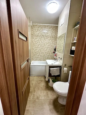Zona Circumvalatiunii | Apartament 4 camere spatios | Etaj intermediar - imagine 6