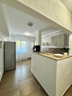 Vand apartament 3 camere 62mp et. 1 - imagine 6
