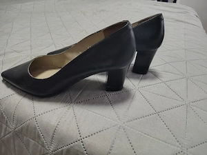 vand pantofi