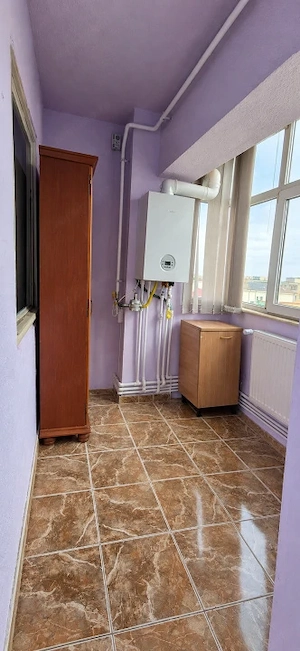 Apartament 3 camere de vânzare în Craiova – Strada Nanterre, zonă centrală - imagine 11