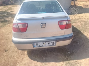 Mașina Seat Cordoba 1.4 benzina 2002 - imagine 5
