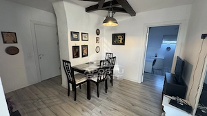 Apartament cu 3 camere la mansarda, de inchiriat, zona Balcescu