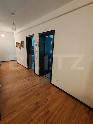Apartament spatios, 2 camere, decomandat, 84 mp, Tractorul - imagine 9