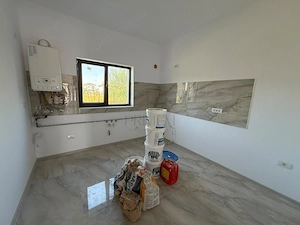 Duplex P+1 cu 116 mp utili, curte generoas #259;  #537;i 3 locuri de parcare – Mo #537;ni #539;a Nou - imagine 5