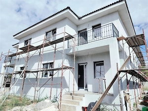 DUPLEX CU 5 CAMERE - BUCATARIE INCHISA - PERSONALIZARE INTERIOARA