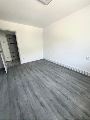 Apartament 2 camere Tudor et.3 4 - imagine 8