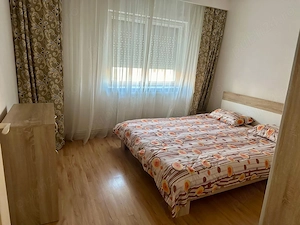 Închiriez apt 2 camere central  - imagine 2