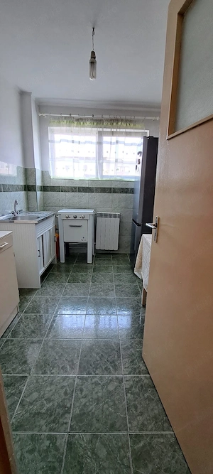 vand apartament 2 camere  zona Kiseleff, etaj 3, gaz pe scara - imagine 2