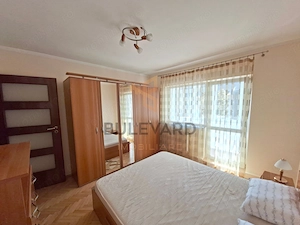 Apartament 3 camere decomandate + parcare, mijlocul strazii Titulescu! - imagine 2
