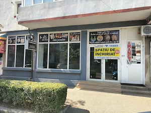 Spațiu comercial 68 mp, vitrină 10 m - bd. Dacia, Mioveni