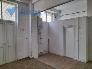 Spațiu comercial 68 mp, vitrină 10 m - bd. Dacia, Mioveni - imagine 8