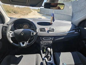 Renault Megane 1.5 diesel 110cp  - imagine 4