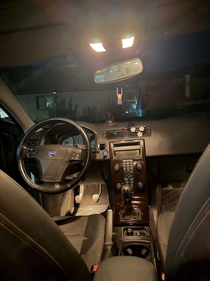 Mașină Volvo V50 