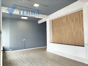 Spațiu comercial 68 mp, vitrină 10 m - bd. Dacia, Mioveni - imagine 5