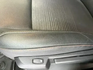Dacia Duster 1.3 150 CP automat - imagine 9