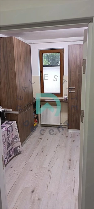 Apartament de vanzare, 3 camere, Astra