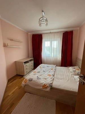 Proprietar  ofer  spre inchiriere un apartament cu 2 camere, decomandat in Giroc, vatra satului .  - imagine 8
