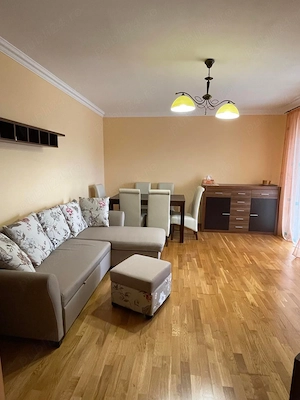 Proprietar  ofer  spre inchiriere un apartament cu 2 camere, decomandat in Giroc, vatra satului .  - imagine 2