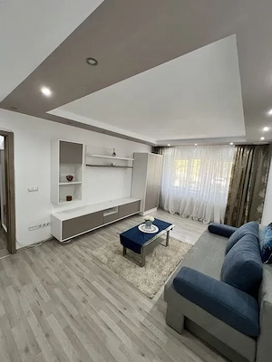 Apartament Deosebit  2 Camere Decomandat Centrala Proprie Zona Soarelui Uranus Plaza