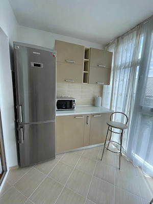 Proprietar  ofer  spre inchiriere un apartament cu 2 camere, decomandat in Giroc, vatra satului .  - imagine 6