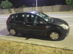 Ford fiesta an 2006 benzina 1.4 climatronic - imagine 2