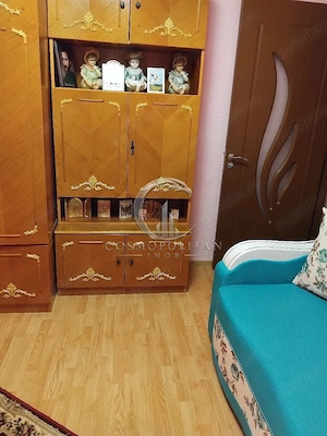 Apartament cu 3 camere ~ zona Rm. Sarat ~ etaj 3din4 ~ confort 1 - imagine 4