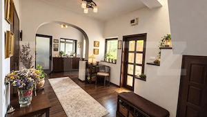 Casa de vanzare, 379 mp, 509 mp, zona Ultracentral 